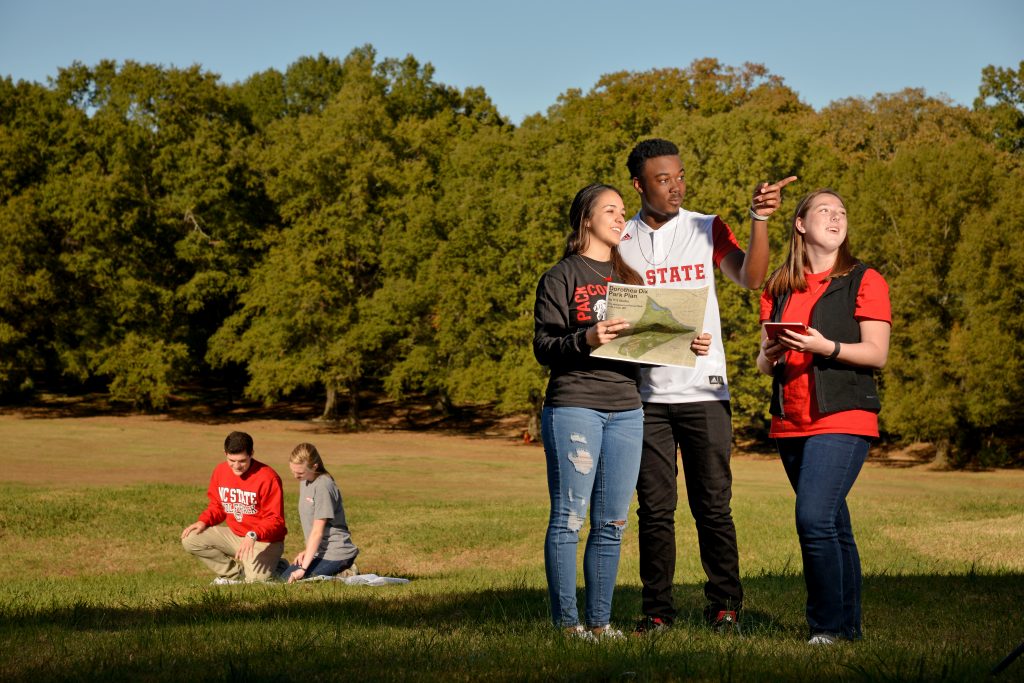 Students in Dorothea Dix park - The Larson Lab @ NCSU - College of Natural Resources at NC State University